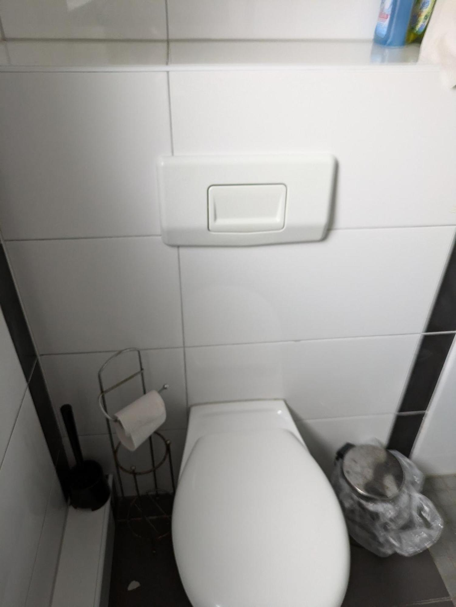 Nestoasewhv Zentrale Zimmer Zwischen City Und Suedstrand Wilhelmshaven Esterno foto